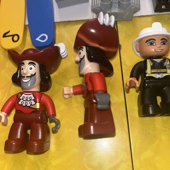 Lego DUPLO 7 lbs Bulk Train Figures Castle Auto ABC #s Flowers Bricks VTG & MOD - Picture 16 of 16